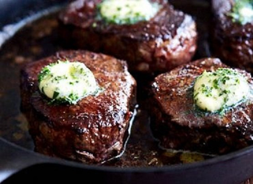 https://britishop.com/storage/imgcache/Filet-Mignon-Herb-Garlic-Butter-370-370x270__1000x600xauto.jpg