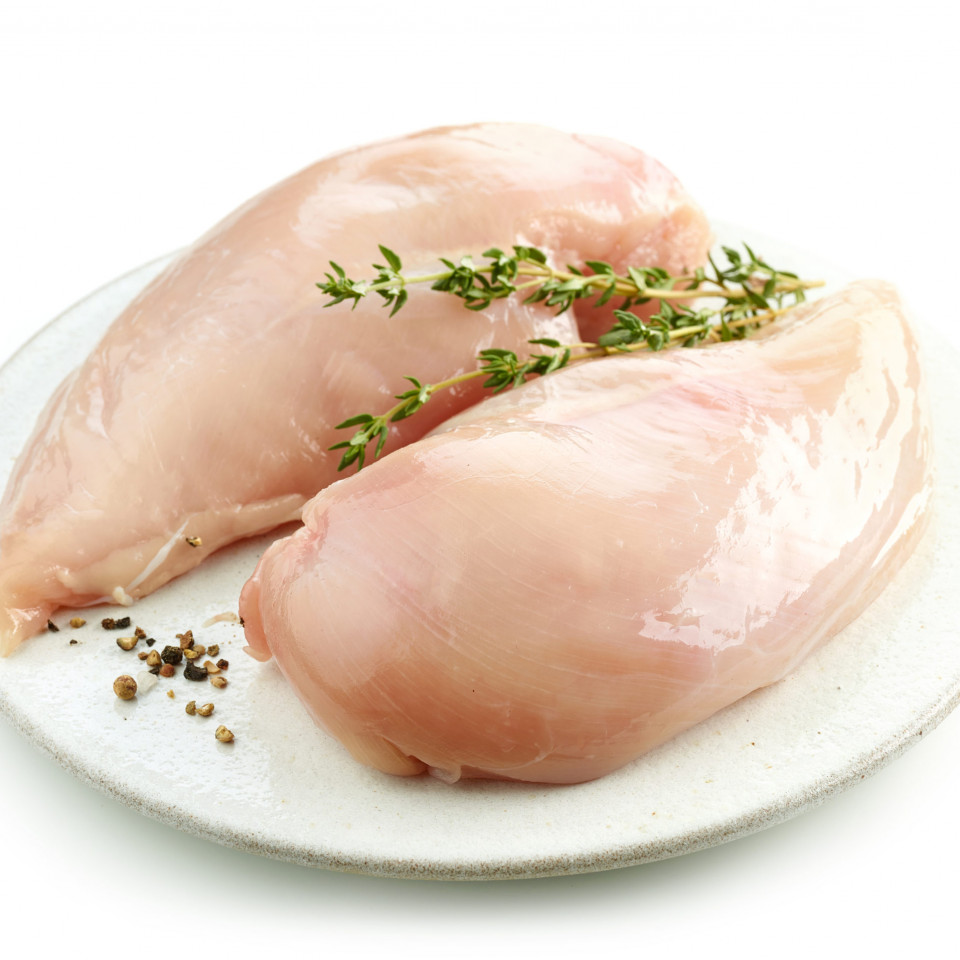 Chicken Breast, Skinless - 1kg at BritiShop, Thailand