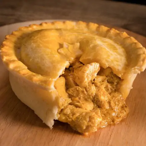 London Pie - Chicken Mussaman Curry Pie