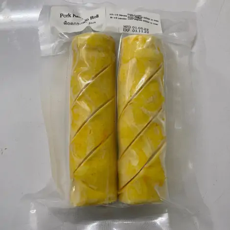 Pad Krapao Sausage Roll (uncooked)