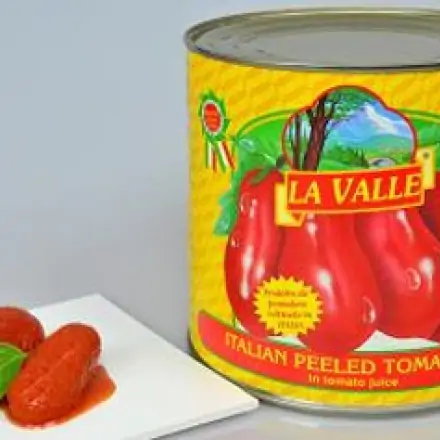 Peeled Plum Tomatoes - 100% Italian Tomato - 2.5kg Catering Size