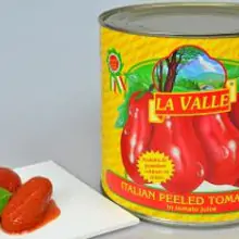Peeled Plum Tomatoes - 400g tin